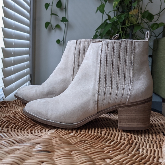 Ankle boots - Picture 3 of 6